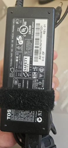 Adaptador AC Toshiba, modelo ADP-75SB AB 