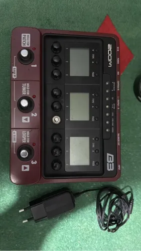 Zoom B3 - pedaleira de baixo