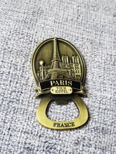 Abridor De Garrafa E Ímã De Geladeira Paris Torre Eiffel Metal Novo souvenir original