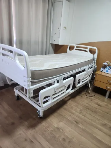 Cama motorizada hospitalar