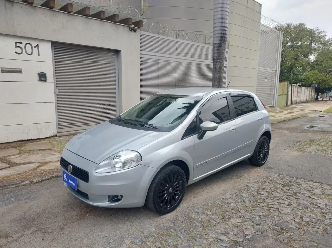 Fiat Punto Attractive 1.4 Fire Flex 8V 5P 2012