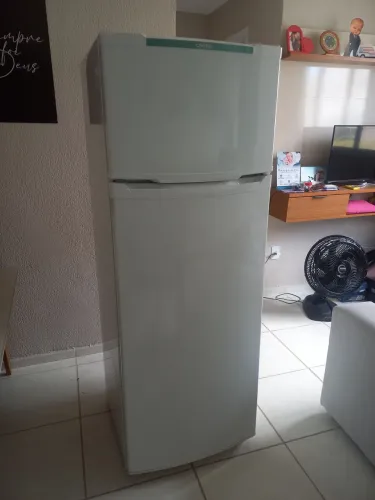 Vendo Geladeira Consul
