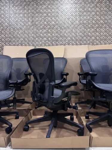 Cadeira Herman Miller New aeron B completa grafite 2024