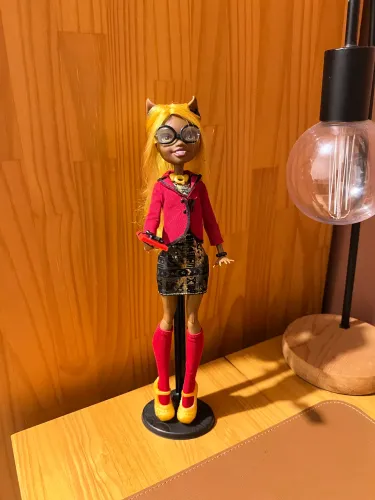 Clawdia Completa Monster High