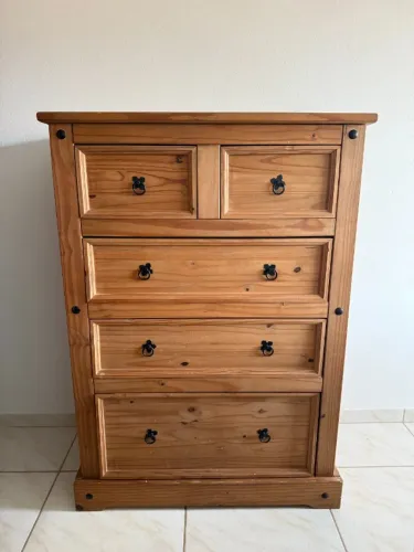 Cômoda rústica de madeira Pinus