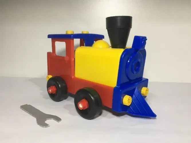 Primeira Versão do Brinquedo Educativo Trem Monta e Desmonta - Estrela Anos 80