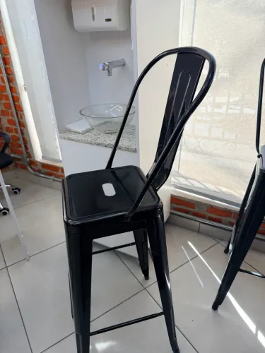 Banqueta alta de ferro