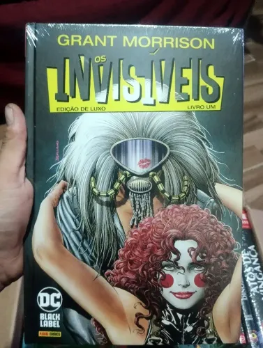 Hq Os Invisíveis - Edição De Luxo Vol. 01 (lacrada)