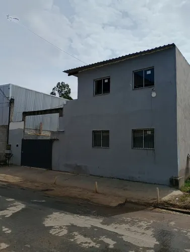 VENDE-SE / TROCO EM GALPÃO 