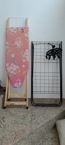 Vendo Tabua de passar + varal portátil + prendedores