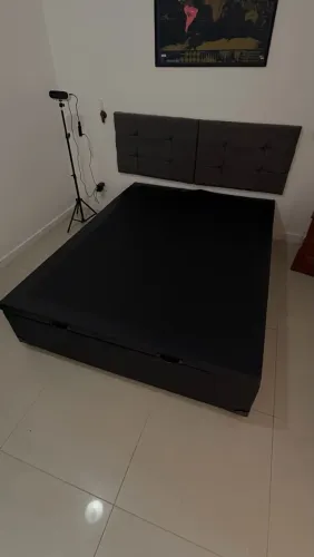 Cama de casal baú