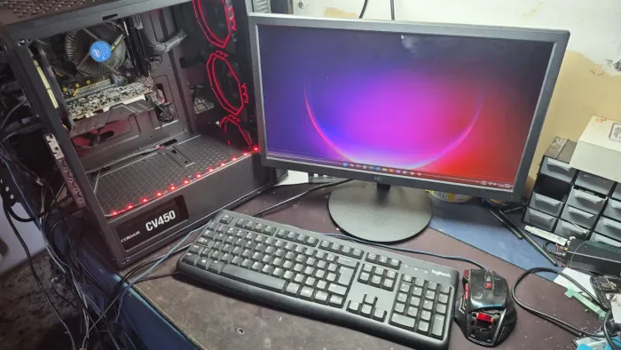 Vendo ou troco por notebook. Gabinete Completo I3 9° geração 