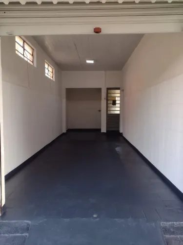 SALA COMERCIAL