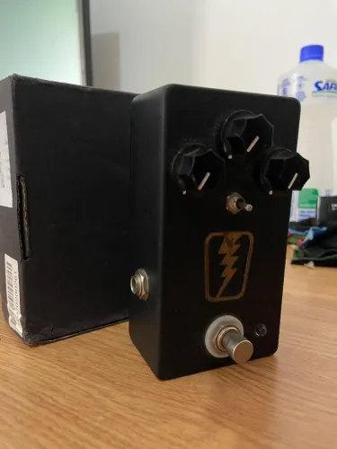 Pedal de Efeito Distorção Superbolt JoyFX Clone
