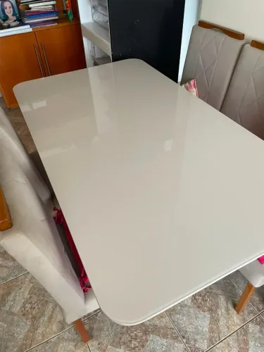 Mesa de jantar retangular