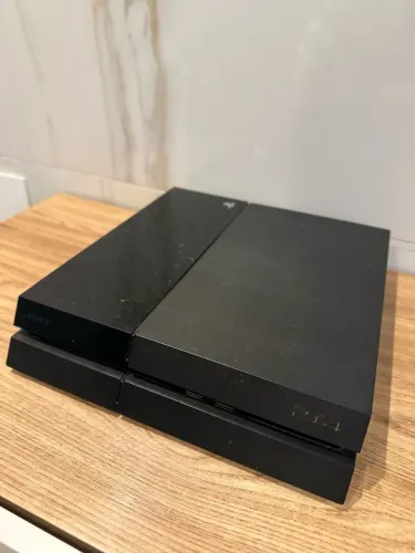 PlayStation 4 com jogos