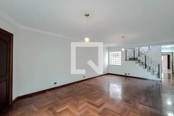 Casa à Venda - Ipiranga, 4 Quartos, 310 m2