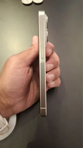 iPhone 15 Pro Zerado