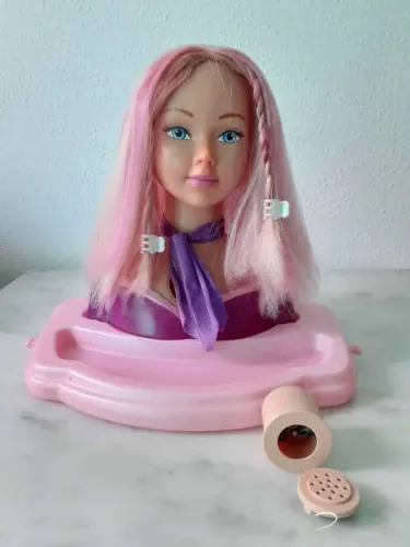 Boneca para maquiagem e penteados