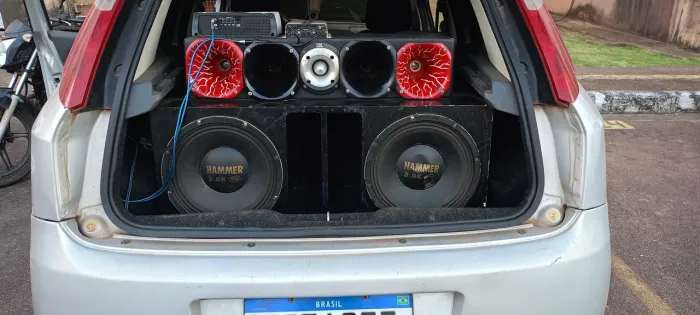 Som automotivo