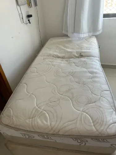 Cama de solteiro