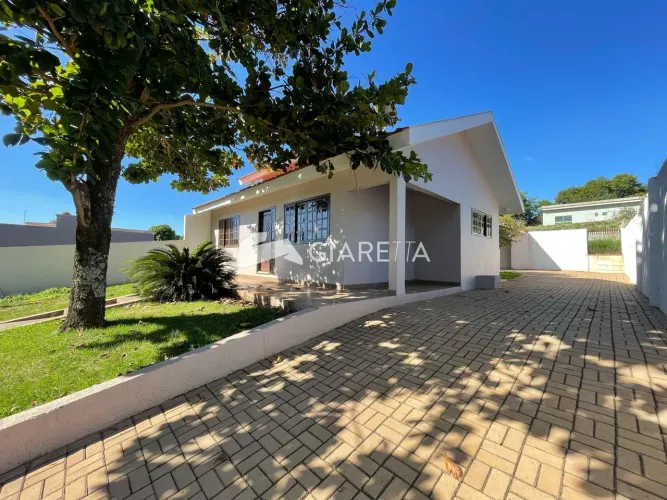 Casa com excelente sobra de terreno para locação no JARDIM COOPAGRO, TOLEDO - PR