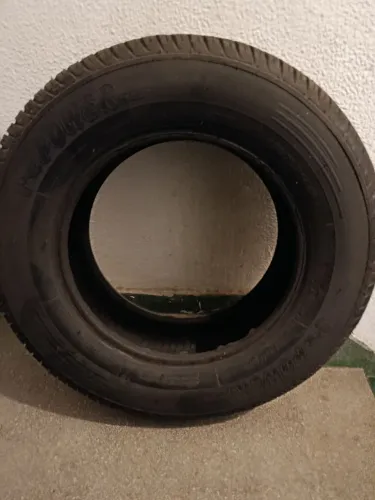 Pneu aro 14