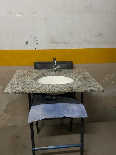 Pia de banheiro completa