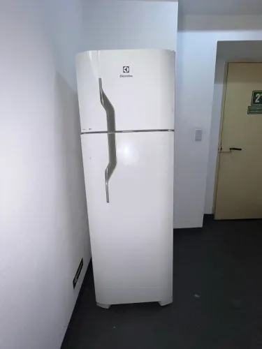 Geladeira Electrolux DC35A funcionando só o congelador 