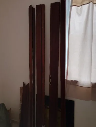 Porta completa com a caixa de porta 