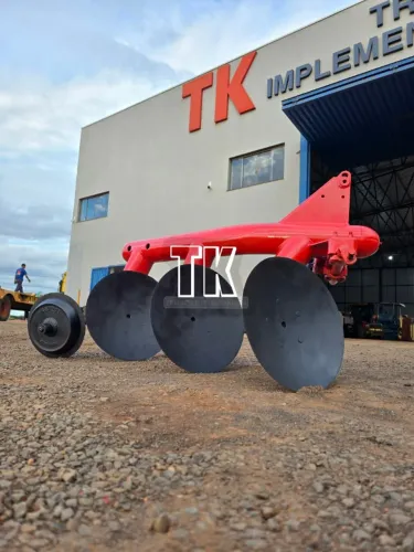 cod. 1563 ARADO TOMBADOR 3 BACIAS MASSEY FERGUSON - Tk Tratores Nova Andradina-MS
