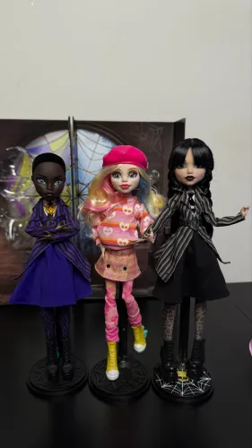Wandinha, Enid e Bianca Monster High