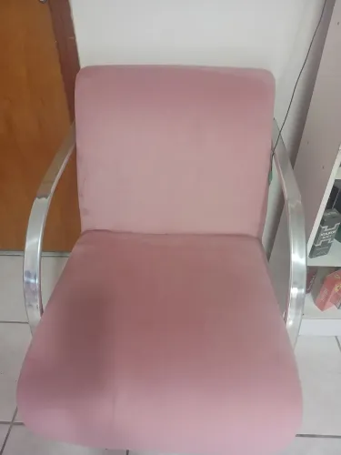 Cadeira rosa bebê 