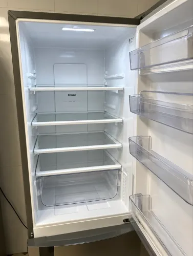 Geladeira Consul Inverse Frost Free 397 Litros Inox - Freezer embaixo - Excelente Estado
