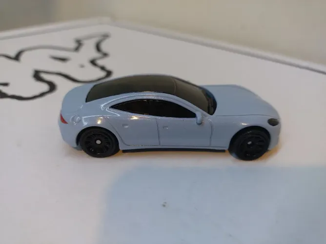 Miniatura Matchbox Karma Revero Loose Novo 1:64