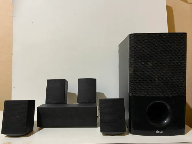 Caixa e Subwoofer