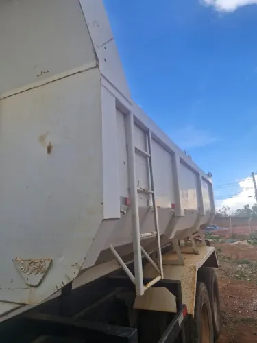 Caçamba Basculhate