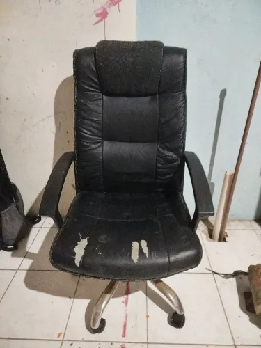 Cadeiras usadas