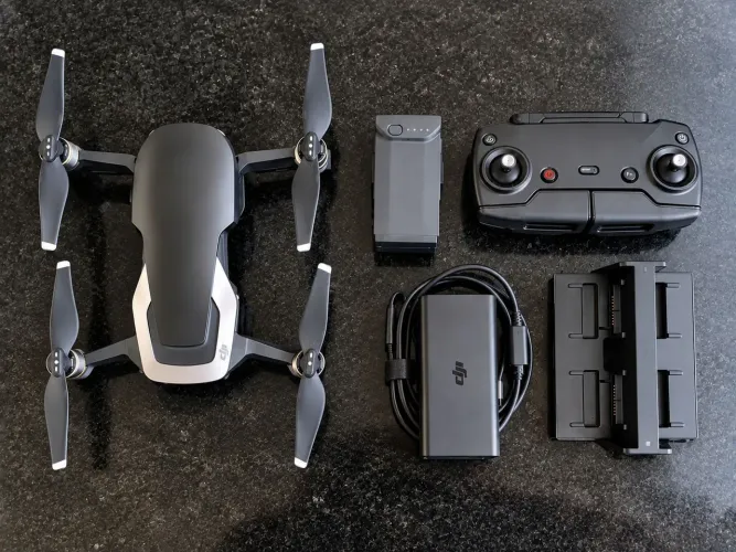 DJI Mavic Air 4K Completo + Acessórios