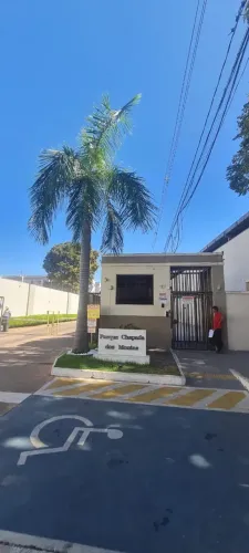 Imóvel para aluguel possui 45 metros quadrados com 2 quartos em Parque Ohara - Cuiabá - MT