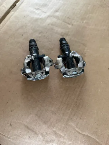 Pedal shimano M520
