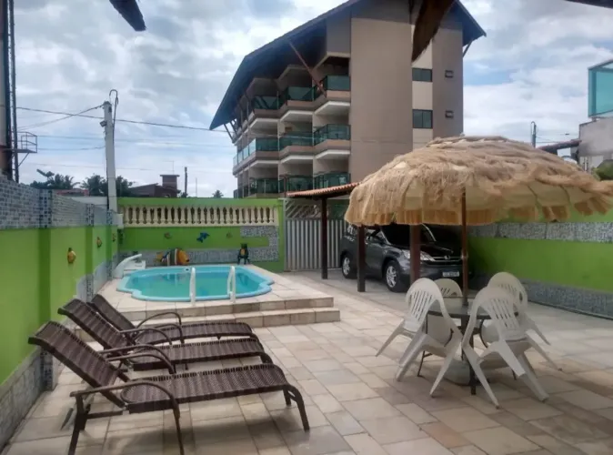 Aluga-se Casa Residêncial com piscina e 3 quartos em praia do Cupê