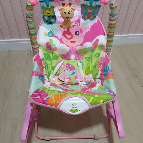 Cadeira de Descanso e Balanço P/ Bebê Vibratória Com Musical e Brinquedos Didático