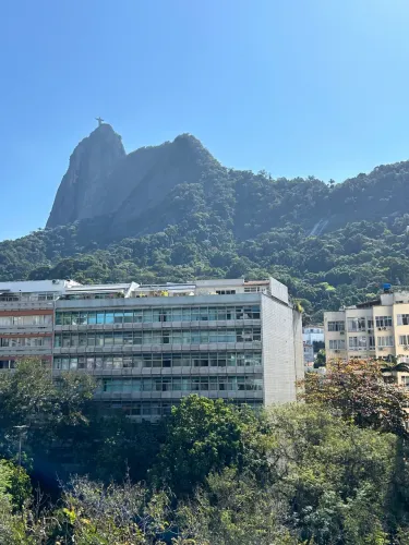 Apartamento para venda possui 138 metros quadrados com 3 quartos em Botafogo -  - Rio de J