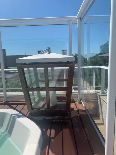 Conjunto de Lanternas SIERRA com velas solares importadas.