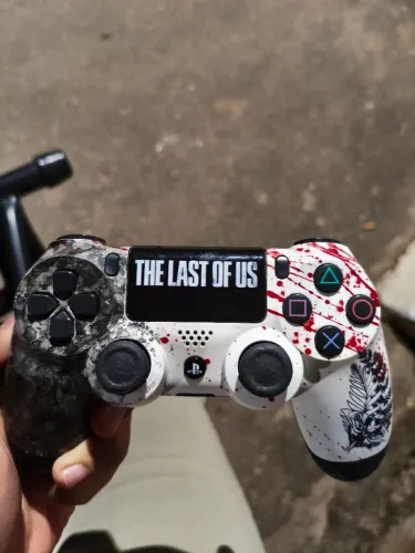 Controle ps4 edição especial The last of us 