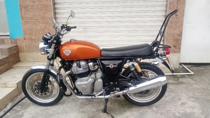 Interceptor 650 - IPVA Pago - Nada pra Fazer