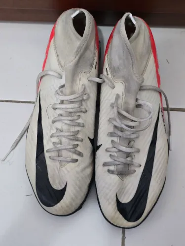 Superfly 9 Academy TF 40