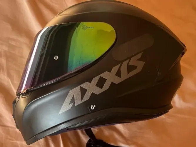 Capacete Axxis Draken Seminovo com duas viseiras