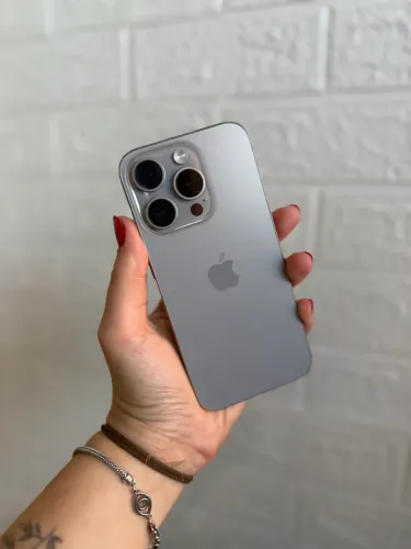 IPHONE 15 PRO